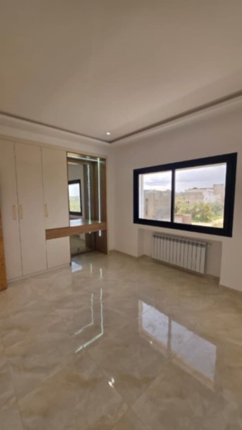 villa Vectoir V9090-4