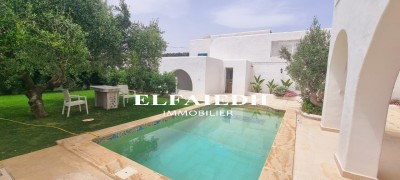 V4058 villa patricia