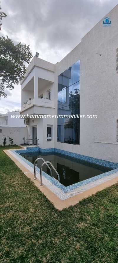 A vendre une somptueuse villa Réf: villa étoile-1