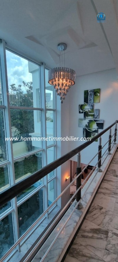 A vendre une somptueuse villa Réf: villa étoile-10