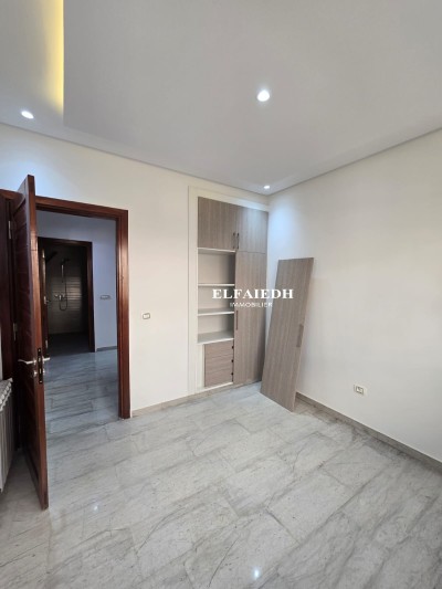 Appartement stetch V2885-1