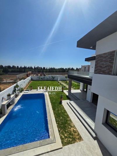 Villa compagne V7192-1