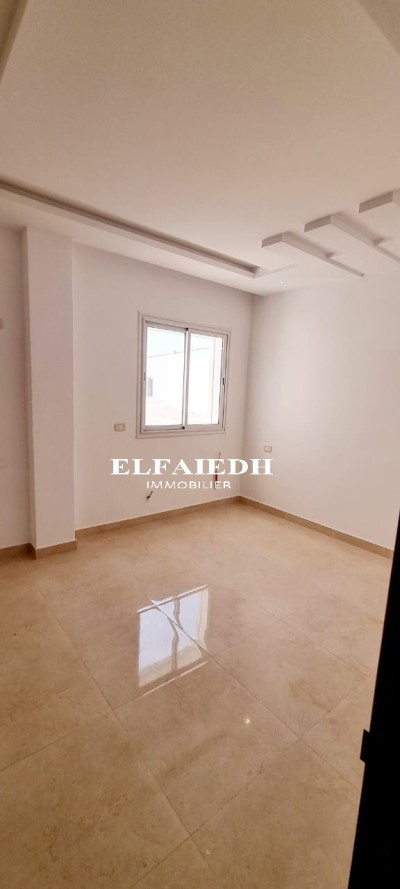 v4095 appartement yanis-6