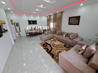 maison typique (V9361)