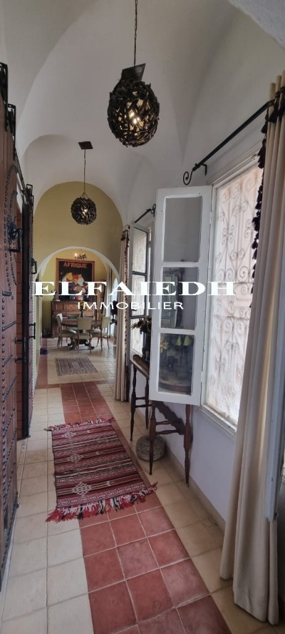 Réf; V4024 villa sirina-4