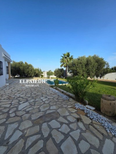 Villa Solaria V2872-4