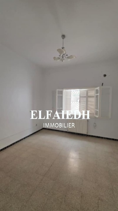 Maison jamila V984-3