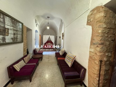 VILLA le palais v9685-3