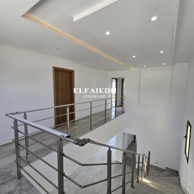 Villa Ricci V5281-16