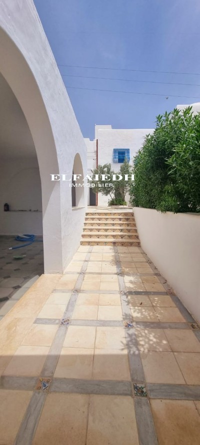 V4058 villa patricia-8