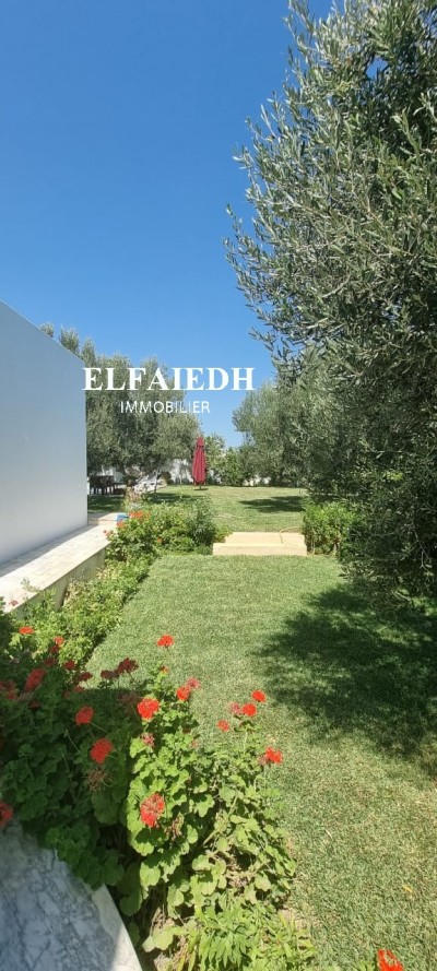 A2091 Villa rouge-20