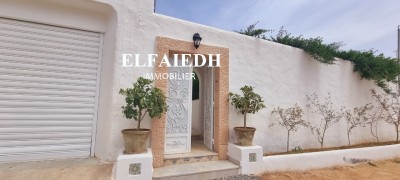 V4058 villa patricia-1