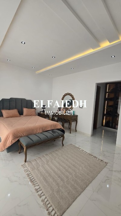 Villa gris 2  V2821-12